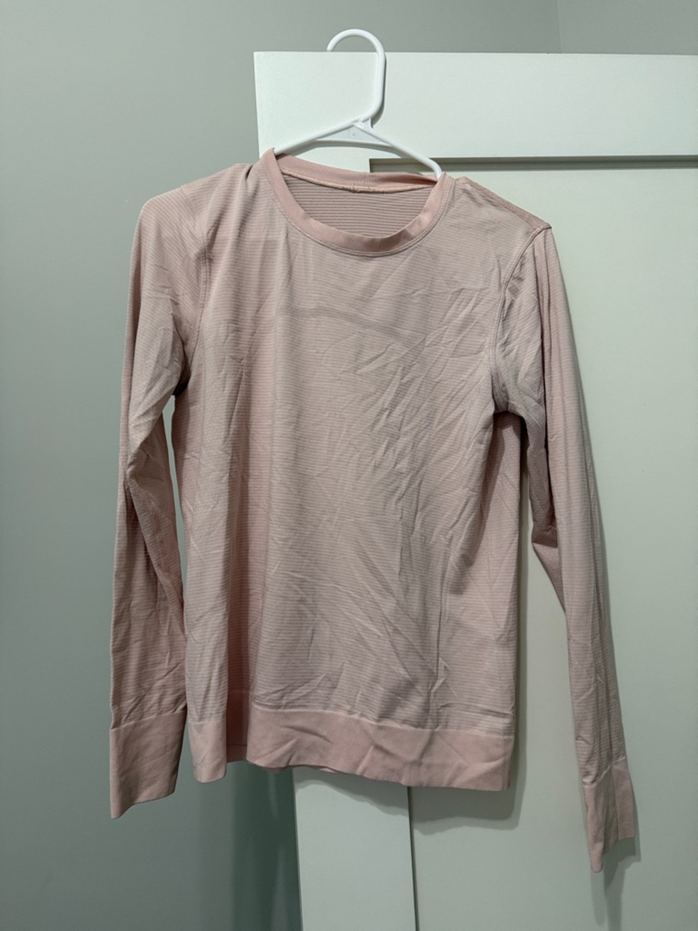 lululemon athletica Soft Pink Long Sleeve Crew